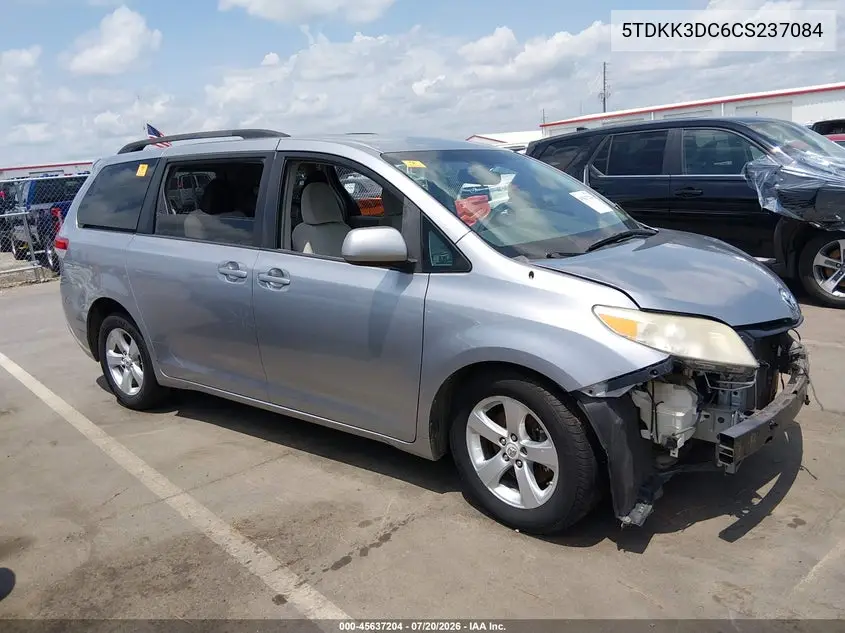 Toyota Sienna (III)