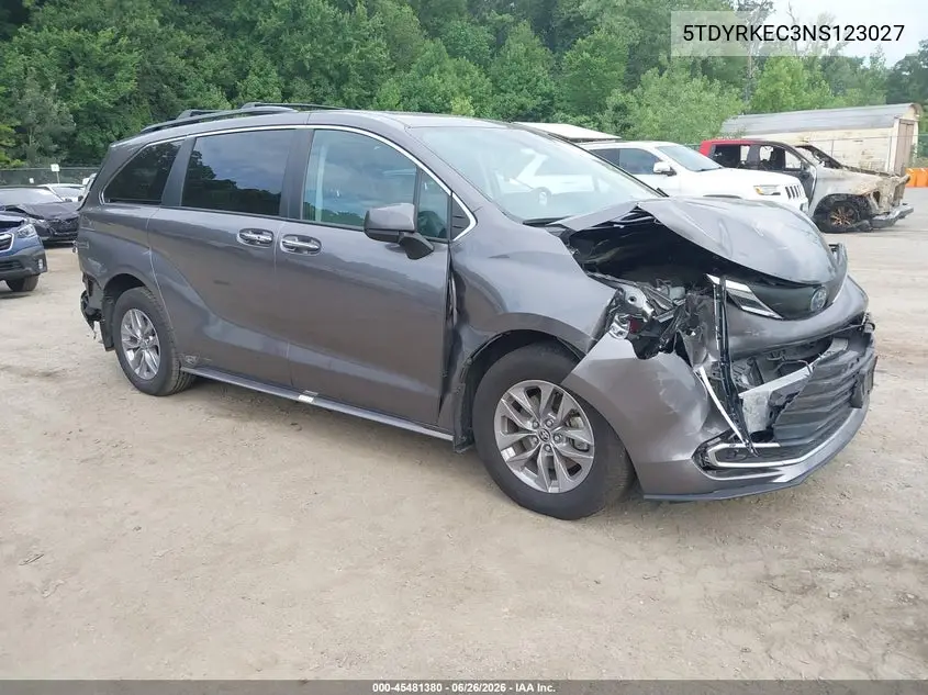 Toyota Sienna (IV)